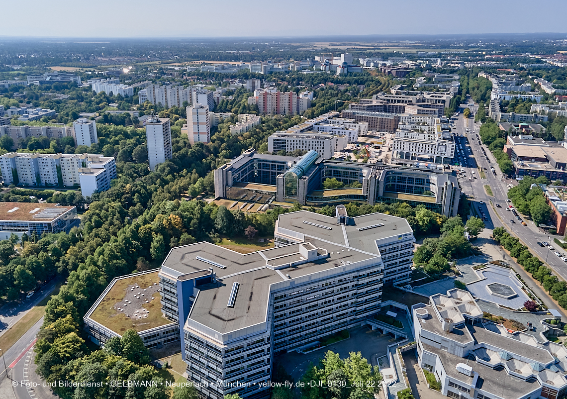 22.07.2022 - Rentenversicherung und Perlach PLaza in Neuperlach